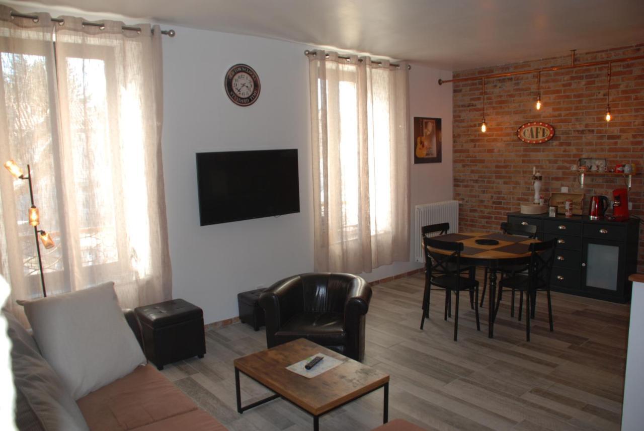 Апартаменти Les Lofts Л'Іль-сюр-ла-Сорг Екстер'єр фото